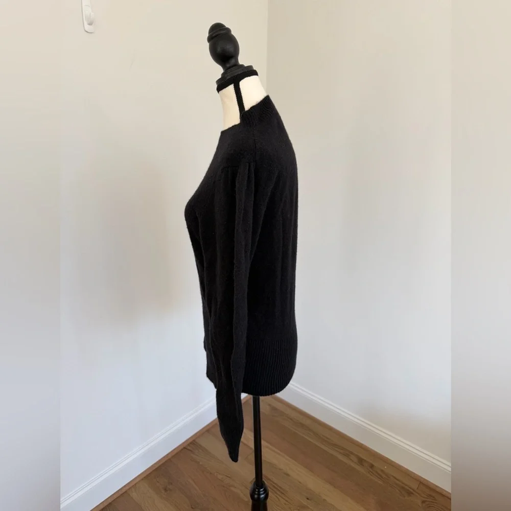 J. Crew Women's Black Crew Neck Sweater